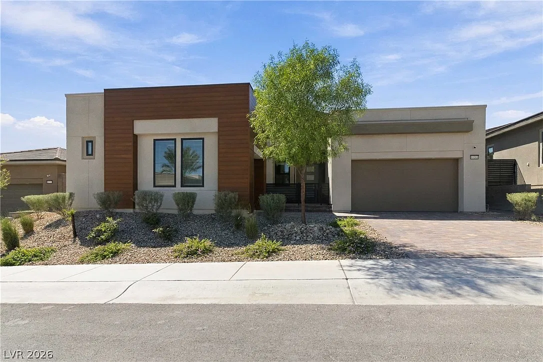 3 bed, 2.5 bath, 2649 sqft, $6,000 — Photo 1