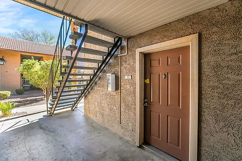 5062 River Glen Dr #151 Photo 1