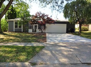 1033 Oberlin Dr, Columbus, OH 43221