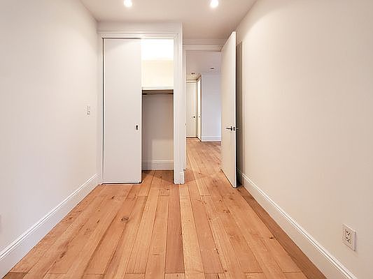 5th image of 342 E 85th St APT 5