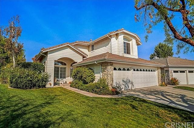 1st image of 23915 Gilford Pl