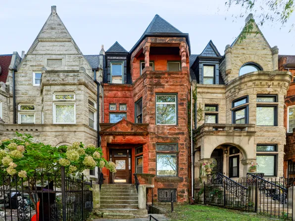 4421 S Ellis Ave, Chicago, IL 60653