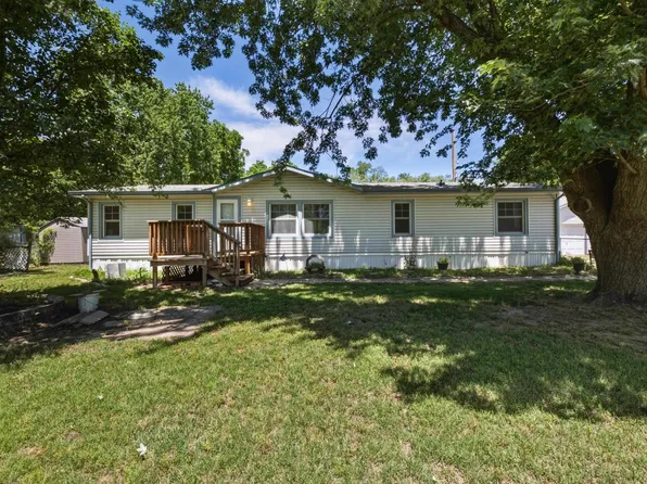 416 W 58th St S, Wichita, KS 67217