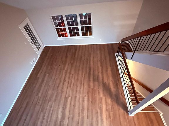 3rd image of 244 Everly Ct