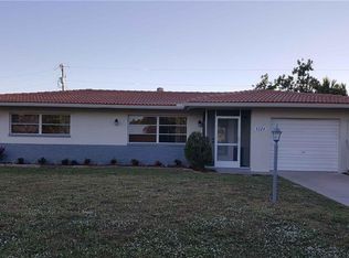 1328 SE 44th St, Cape Coral, FL 33904
