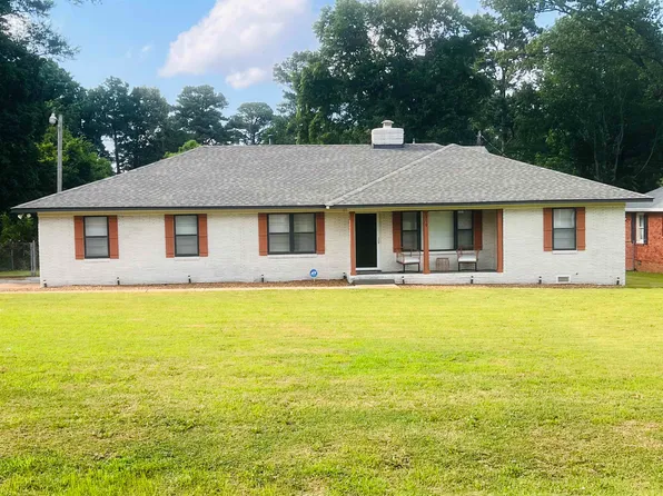 1370 Oakwood Dr, Memphis, TN 38116
