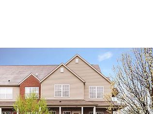 563 Stonegate Dr, Sycamore, IL 60178