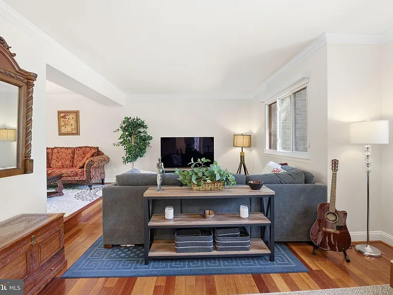 1509 Farsta Ct — Photo 13
