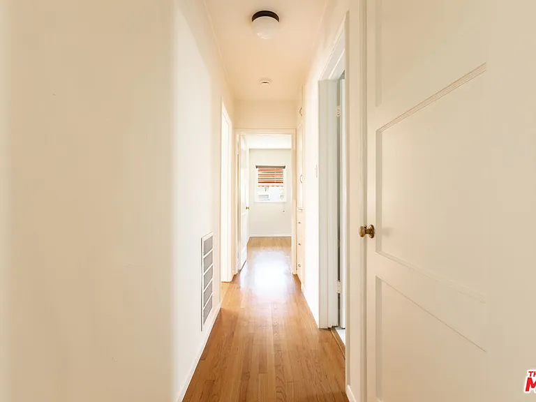 2955 Berkeley Ave — Photo 8