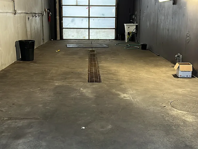 705 8th St #3AUTO — Photo 1
