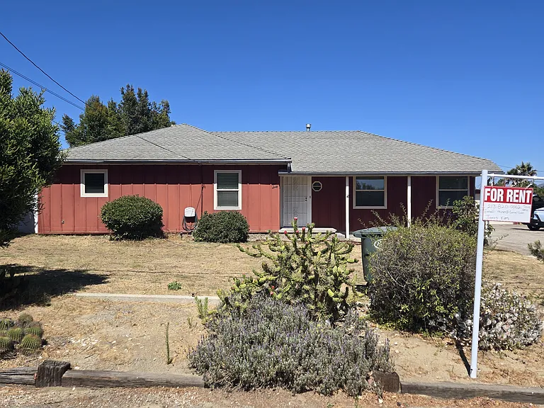 160 Anacapa Dr — Photo 6