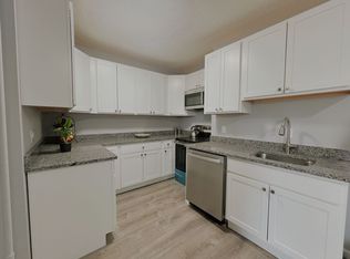 11 Dartmouth St, Pittsfield, MA 01201