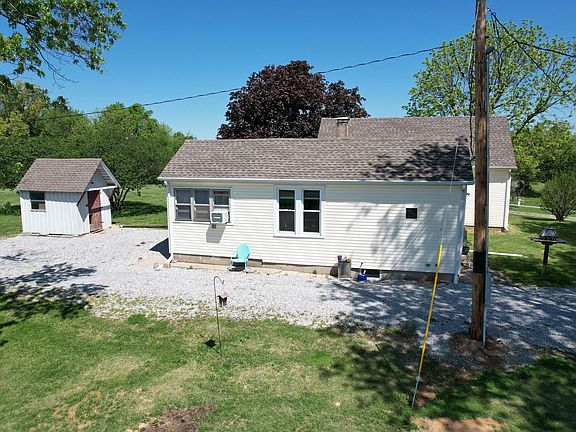 5th image of 7059 Midway Rd