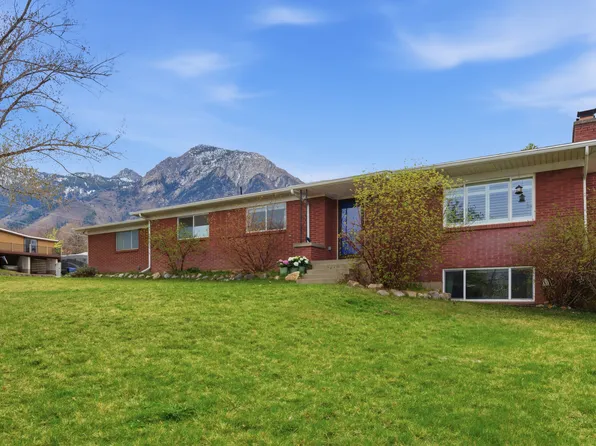 3270 E Majestic Dr, Holladay, UT 84124