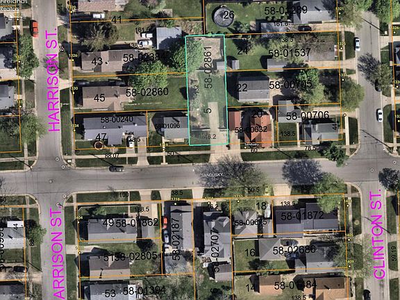 2nd image of 5 Sandusky St