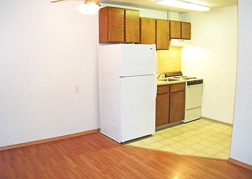 4th image of 31010 18th Ave S APT 3