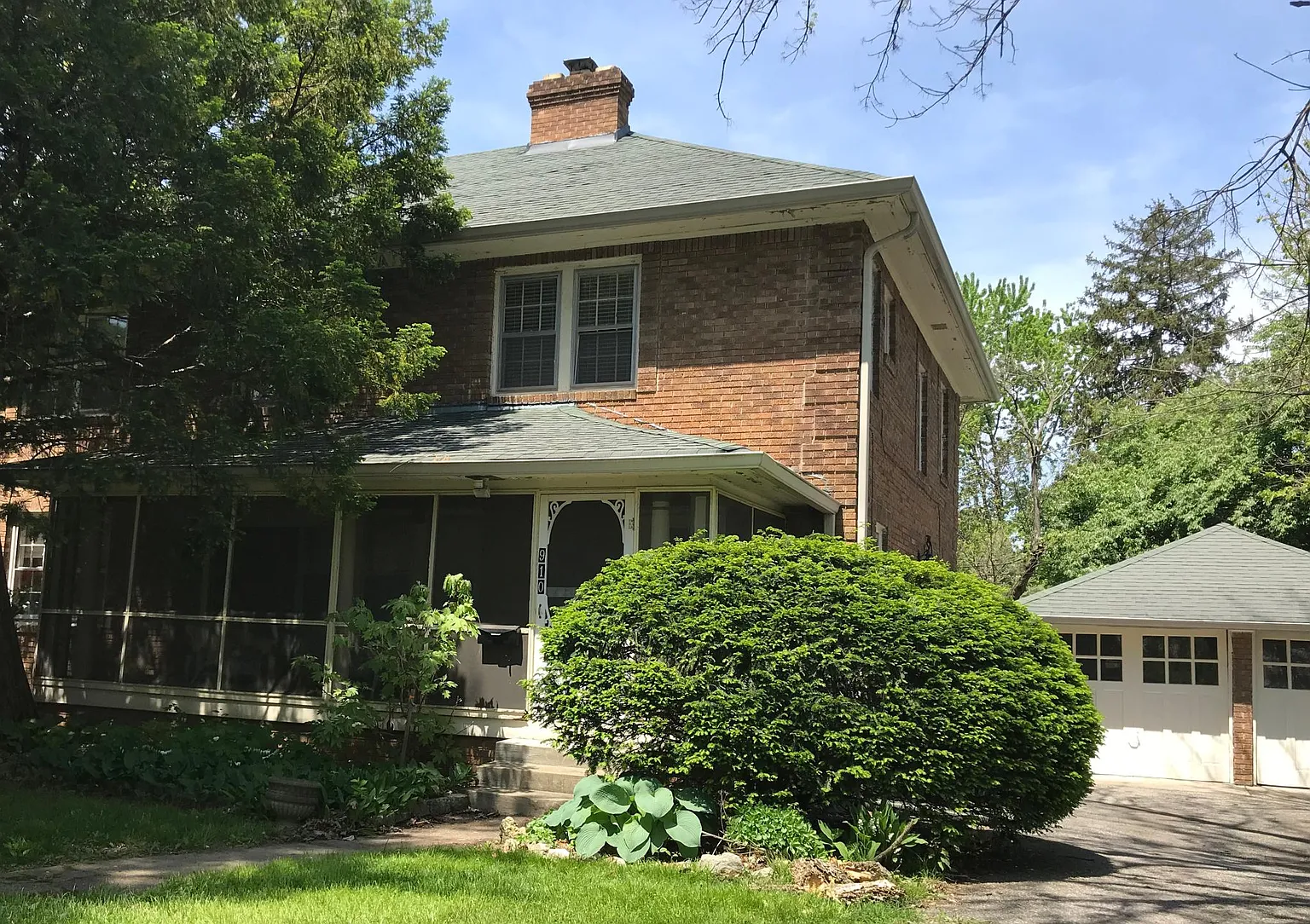 910 Kessler Boulevard East Dr photo 1