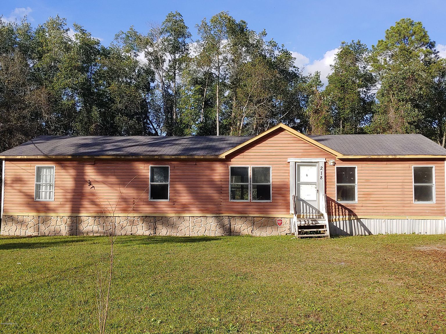 218 Sharon St, Interlachen, FL 32148 | Zillow