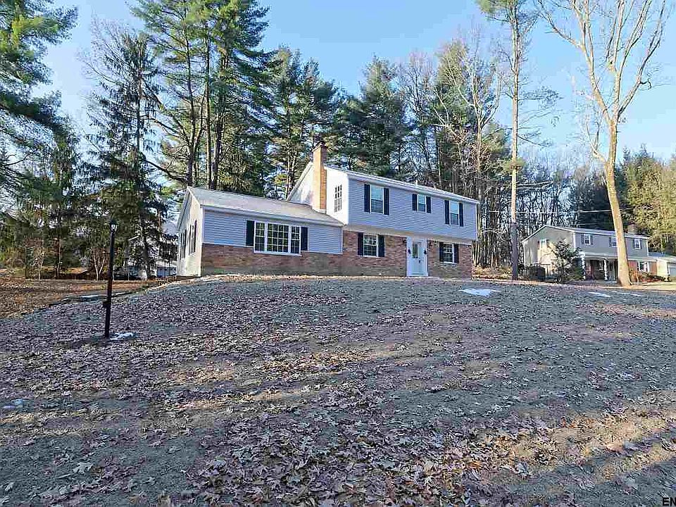 1st image of 45 Blue Spruce Ln