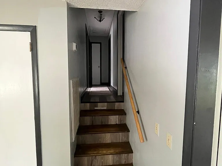 Izlar Dr — Photo 3