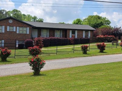 240 Stewart Dr, Roanoke, AL, 36274