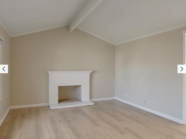 1315 Old Abbey Pl
