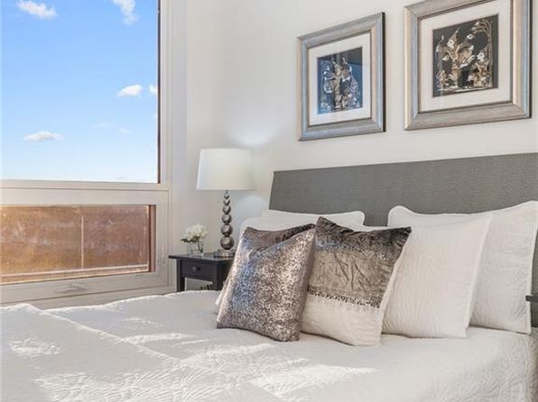 2450 Old Bronte Rd #339, Oakville, ON L6M 4J2