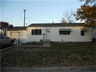 2nd image of 1730 Lockhart Ln