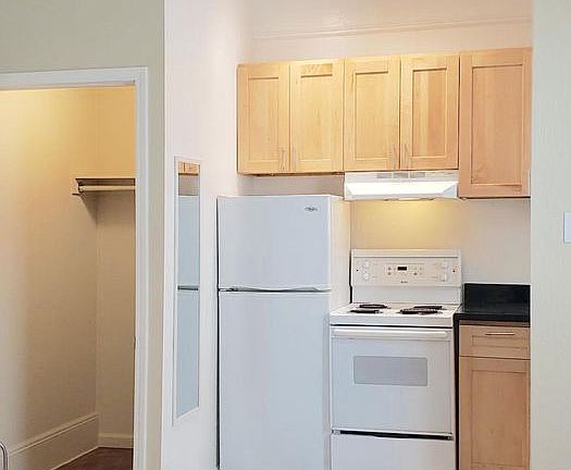 5th image of 1241 Bush St #305