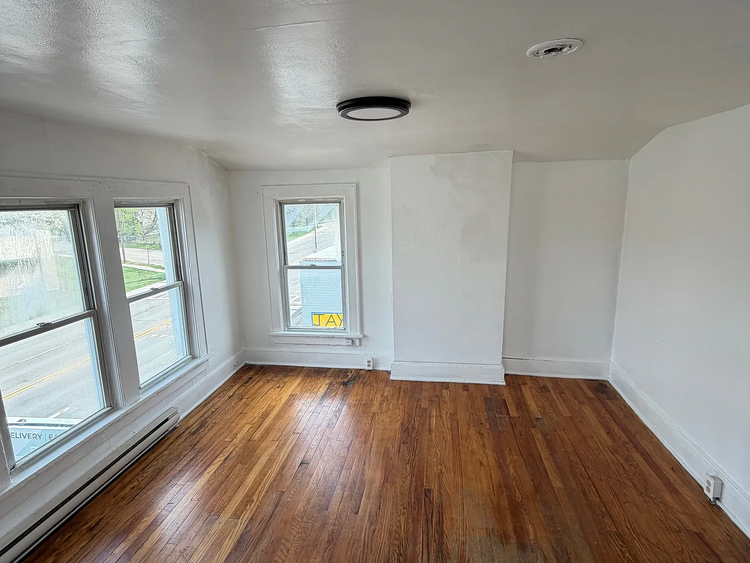 1408 East Main Street — Photo 3