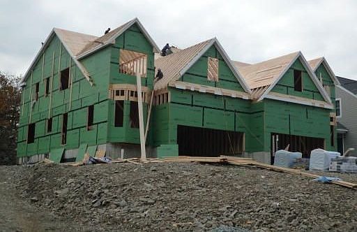 2nd image of 16 Gates Ln