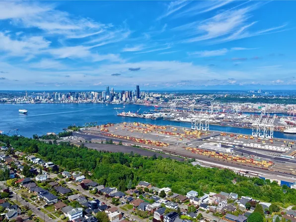 3052 38th Avenue SW, Seattle, WA 98136