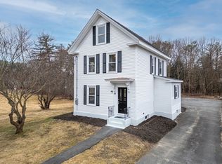 59 Elm St, Georgetown, MA 01833
