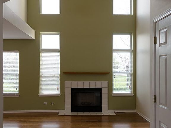 2nd image of 204 S Lancelot Ln