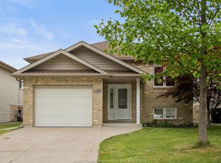 1130 Pearson Ave, Windsor, ON N8P 1X2