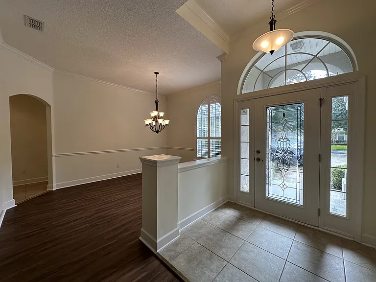 5204 Comfort Ct — Photo 3