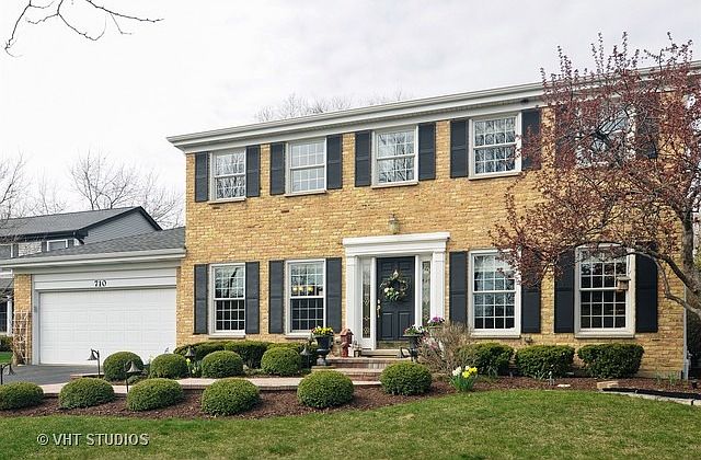 1st image of 710 W Revere Ln