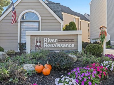 601 River Renaissance, East Rutherford, NJ, 07073