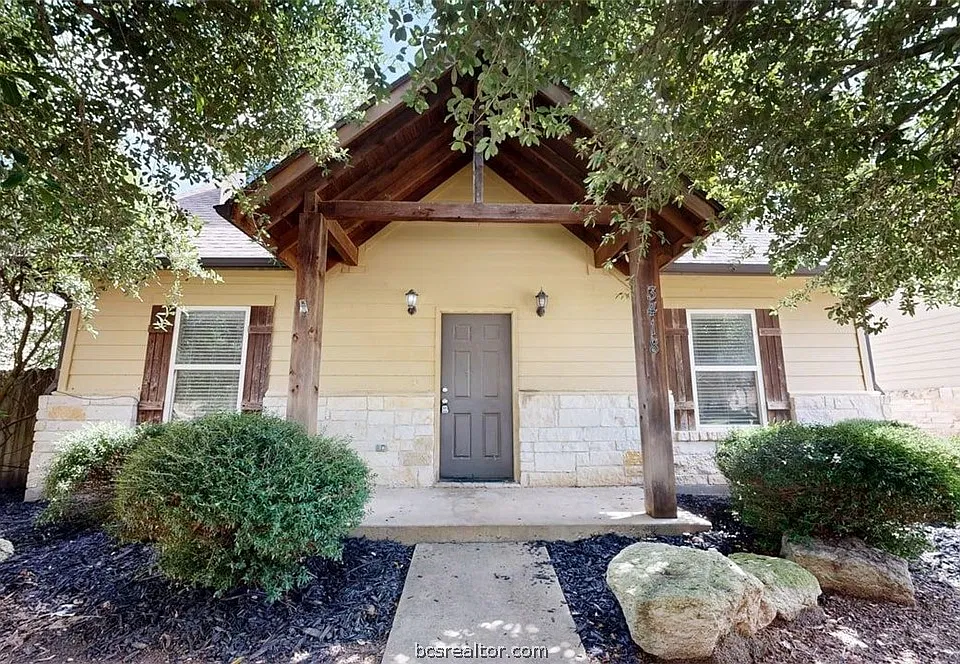 3418 Cullen Trl