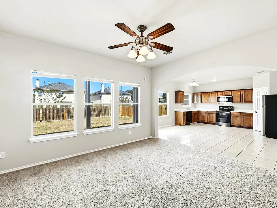 13316 Marie Ln