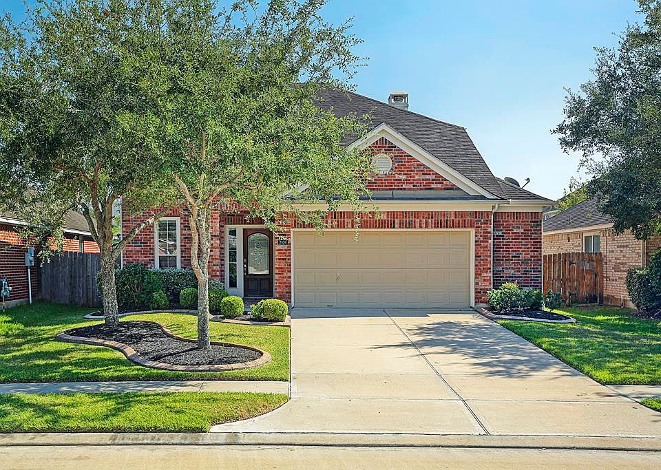 1st image of 2109 Sailwind Dr