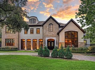 5676 Doliver Dr, Houston, TX 77056
