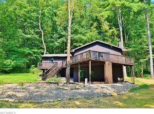 9127 Hillside Dr NE, Mineral City, OH