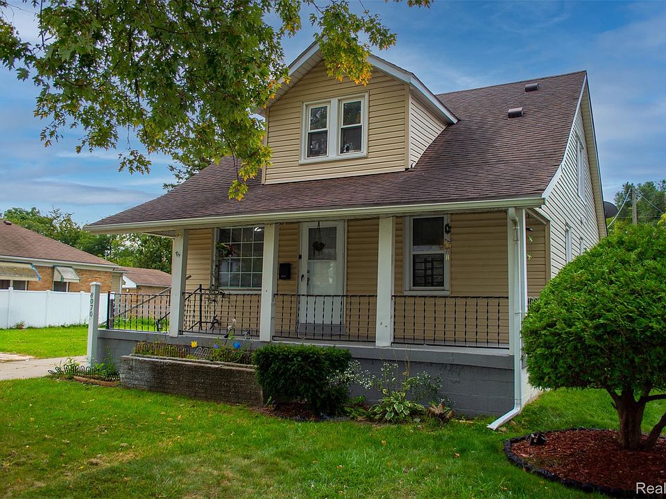8070 Dale Ave, photo 2