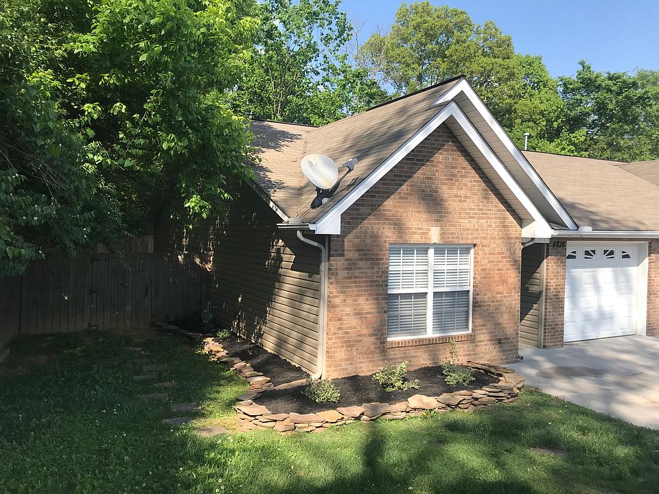1st image of 4814 Hollow Tree Way