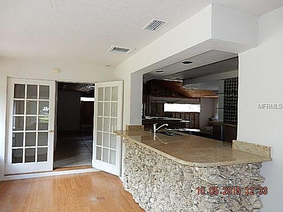 4th image of 2245 Bow Ln