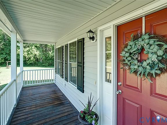 5th image of 16298 Hennessy Way