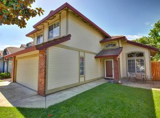 10148 Gatemont Cir, Elk Grove, CA 95624