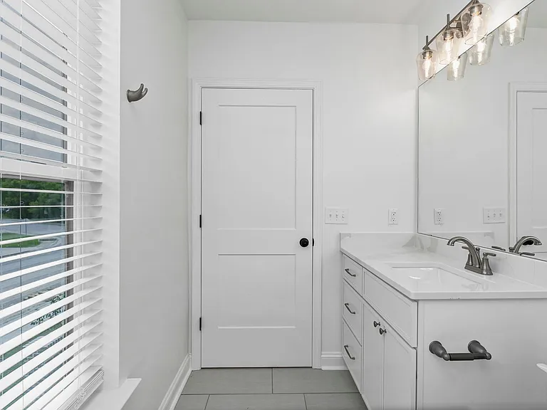 609 S Edisto Ave #I — Photo 10