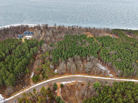 3rd image of LOT 10 Longview Point